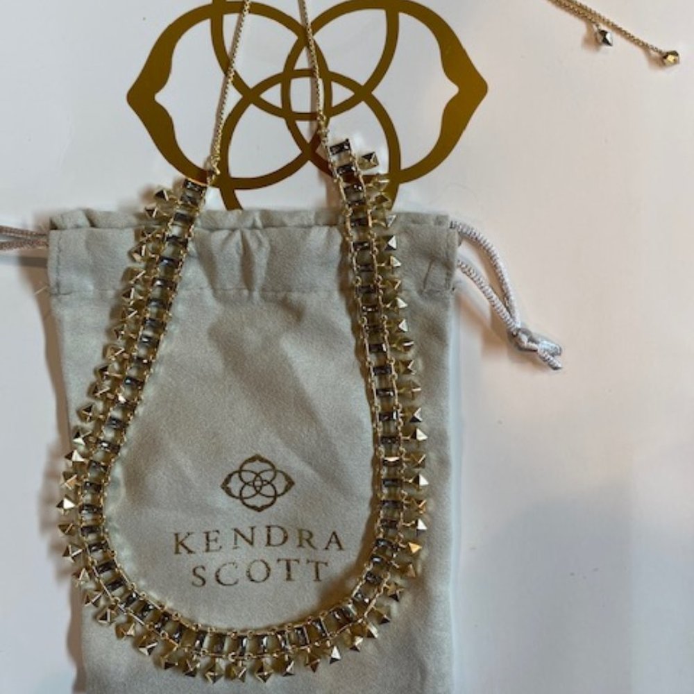 Oscar Choker Necklace Gold